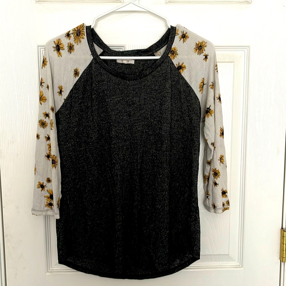 EUC Maurice’s Comfy Tee